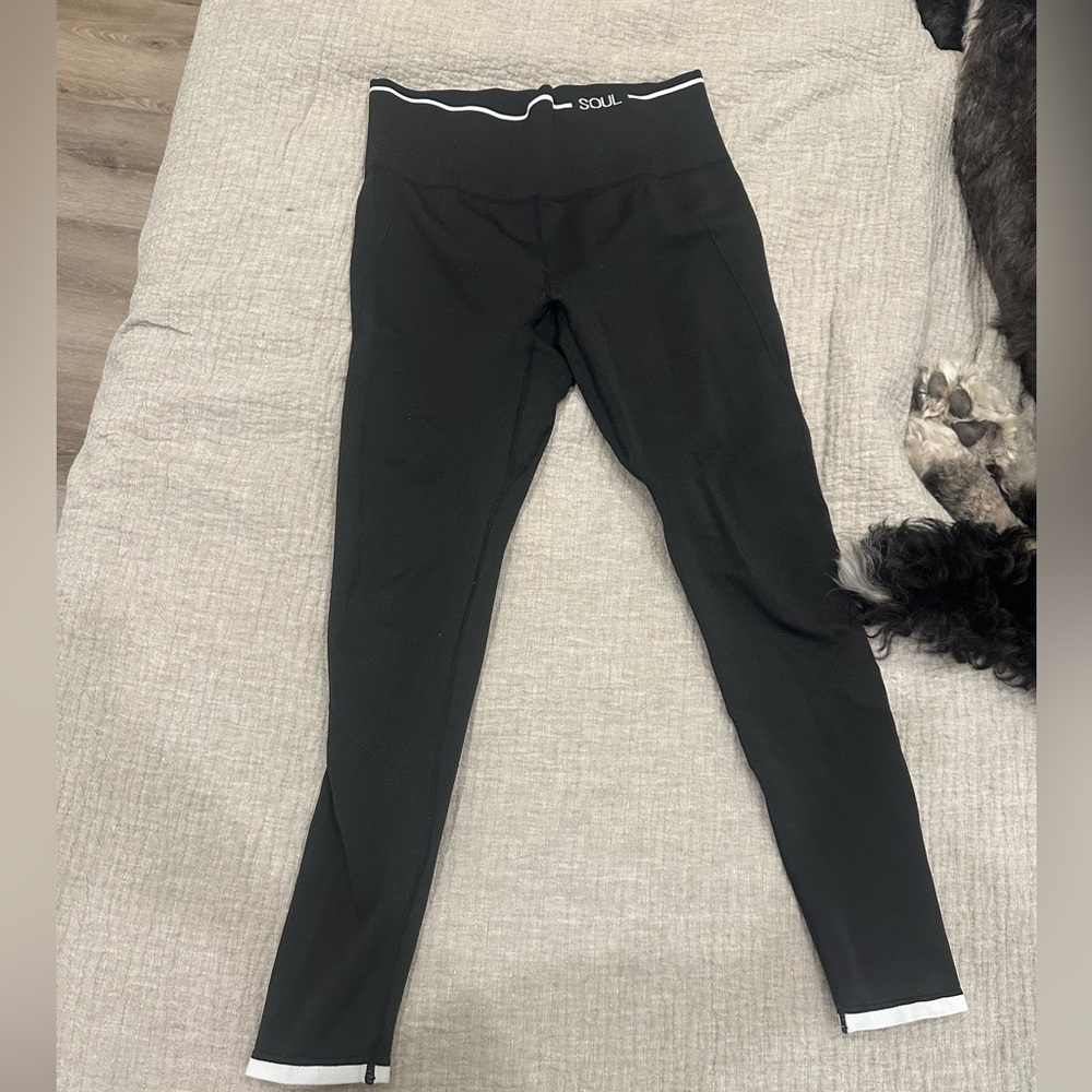 Soul cycle leggings gently worn